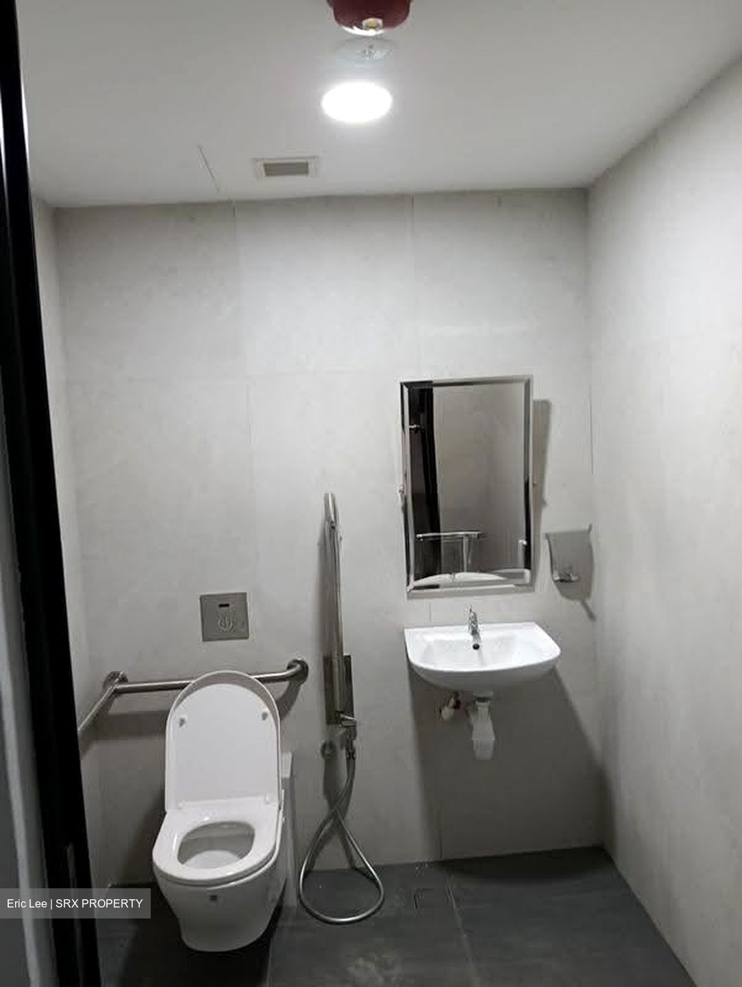 Yio Chu Kang Road (D19), Shop House #630592881